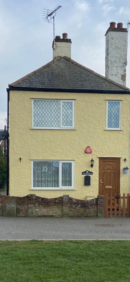 Cosy Cottage Great Bentley Near Station And Shops Exterior foto