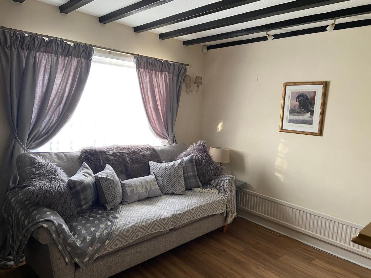 Cosy Cottage Great Bentley Near Station And Shops Exterior foto